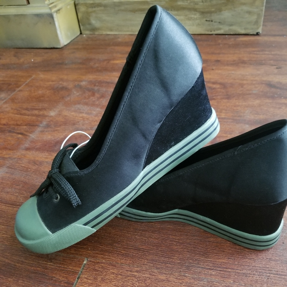 Chines Laundry platform wedge (new)
